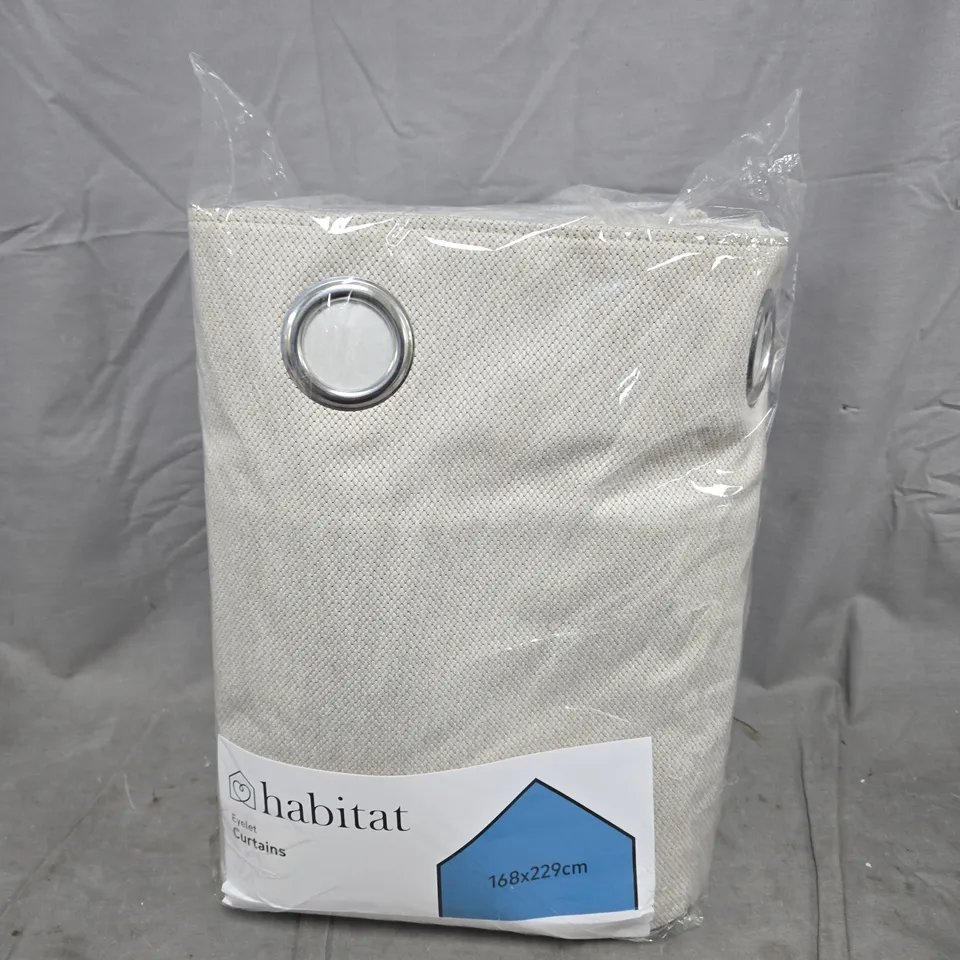 HABITAT CURTAINS – 168 X 229 CM
