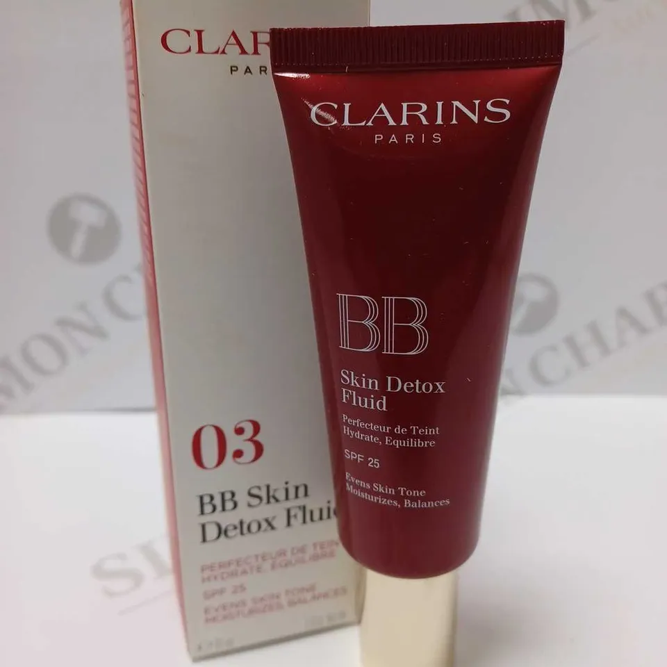 CLARINS BB SKIN DETOX FLUID SPF25 45ML - #03 DARK