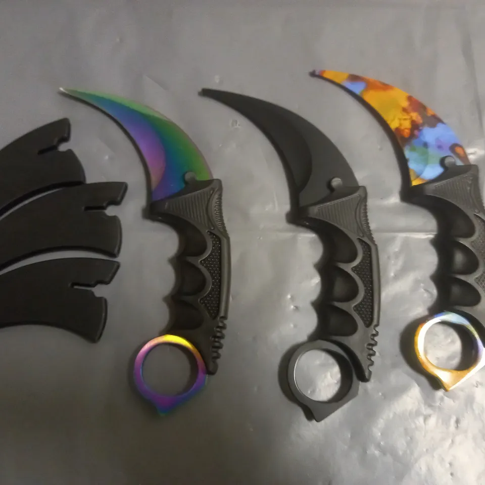 LOT OF 3 KARAMBITS 