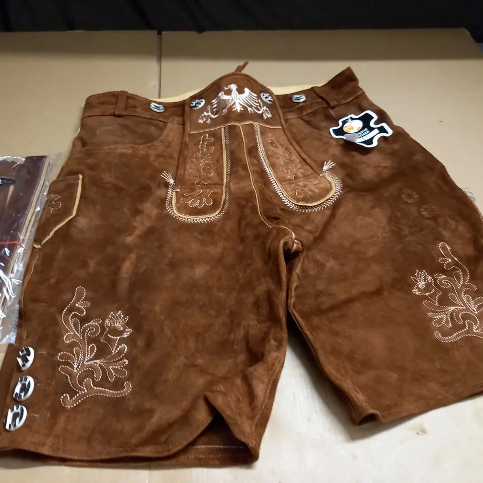 BROWN GENUINE LEATHER SHORTS - 34