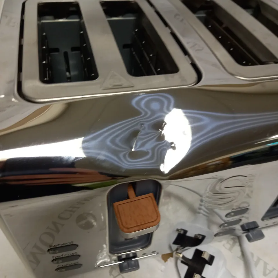 SWAN ST14620WHTN 4 SLICE NORDIC TOASTER