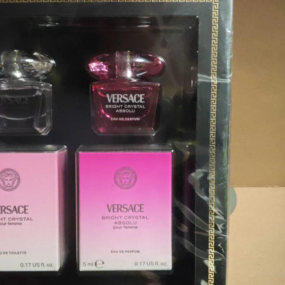 SEALED VERSACE 4-PIECE EAU DE TOILETTE SET - 4 X 5ML