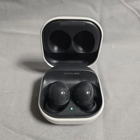 SAMSUNG GALAXY BUDS PRO WIRELESS EARBUDS WITH CHARGING CASE (WHITE CASE, BLACK BUDS)