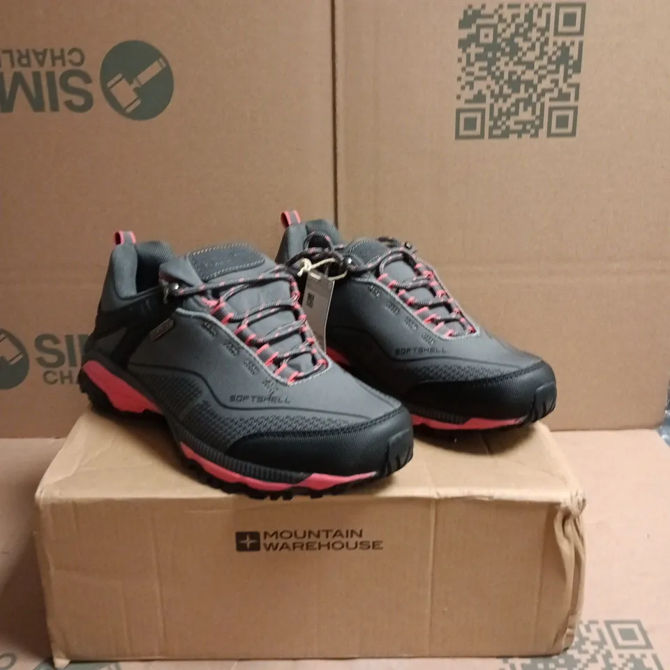 MOUNTAIN WAREHOUSE COLLIE WOMEN'S WATERPROOF RUNNING SHOE - GREY, UK 5