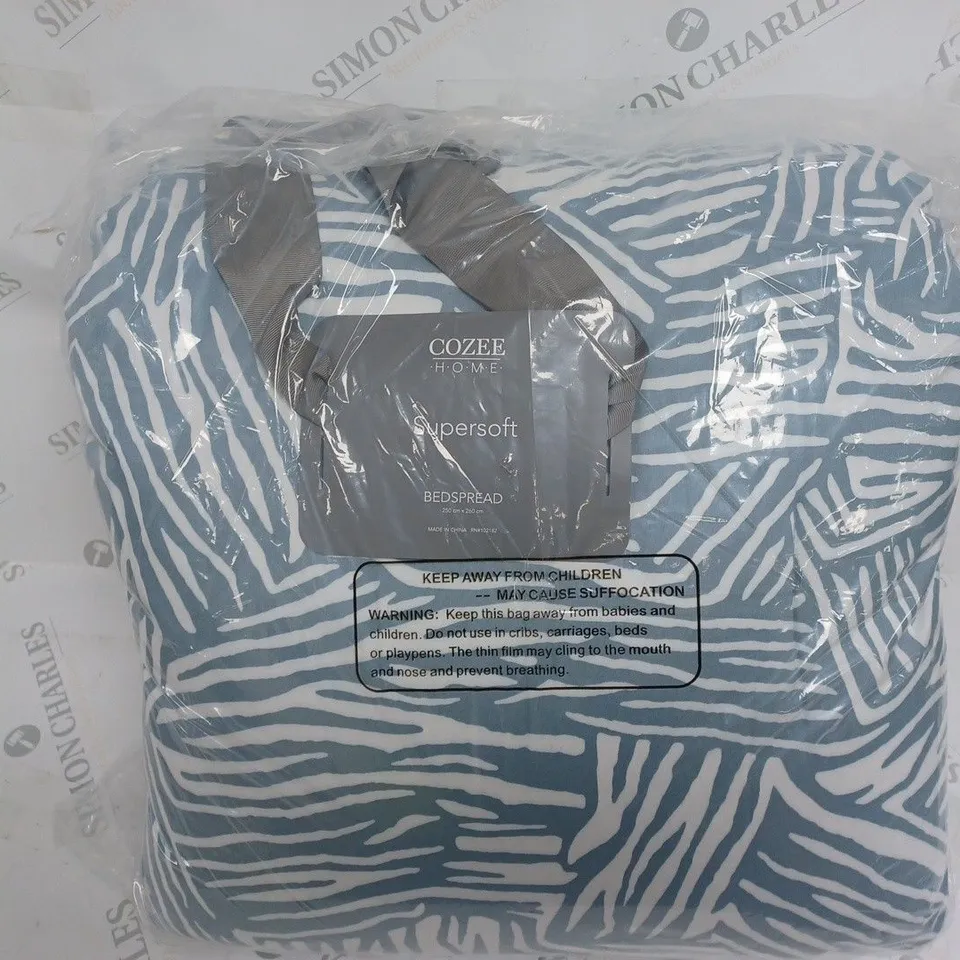 SUPERSOFT BY COZEE HOME ANIMAL PRINT FILLED BEDSPREAD BLUE KING 