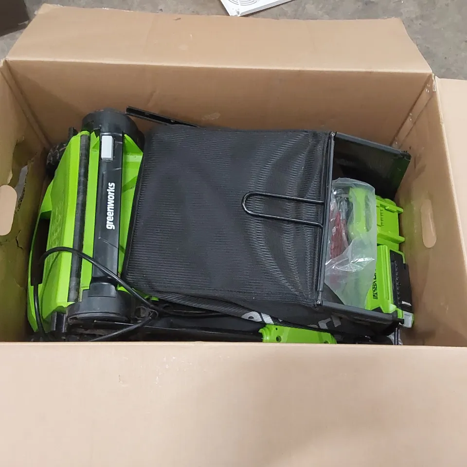 BOXED G40LM41K2 GREENWORKS CORDLESS LAWN MOWER - UNPROCESSED RAW RETURN