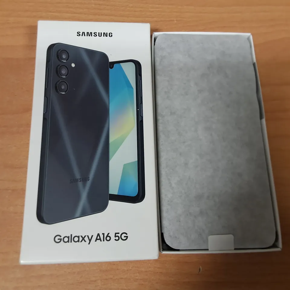 BOXED SAMSUNG GALAXY A16 5G 4/128GB IN BLUE BLACK - SM-A166B