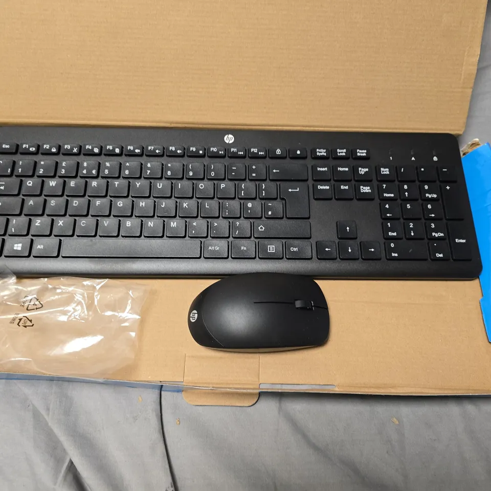 APPROXIMATELY 7 BOXED HP 230 WIRELESS MOUSE & KEYBOARD COMBOS 