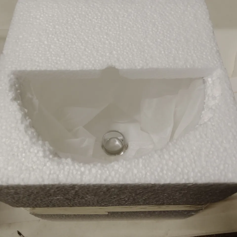 MAISON & WHITE FOOTED GLASS TRIFLE BOWL – BOXED