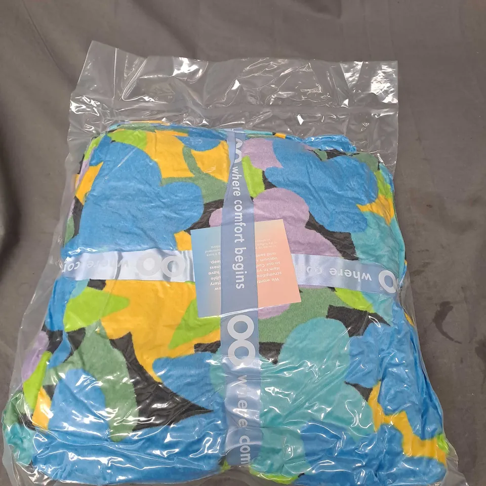 MULTI COLOURED HOODY SIZE UNKNOW 