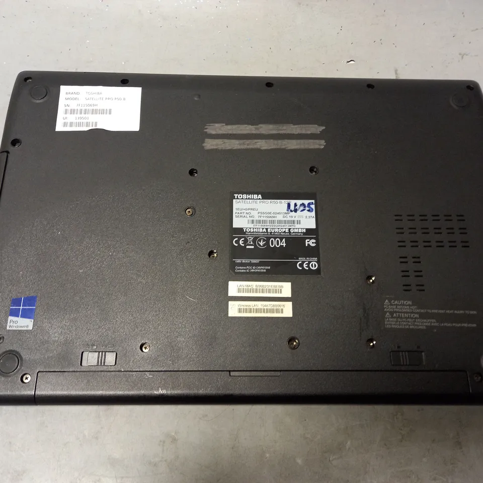 TOSHIBA SATELLITE PRO R50-B LAPTOP