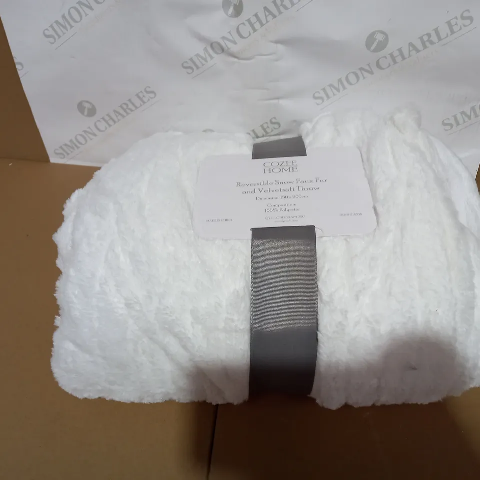 COZEE HOME REVERSIBLE SNOW STRIPED FAUX FUR AND VELVETSOFT THROW