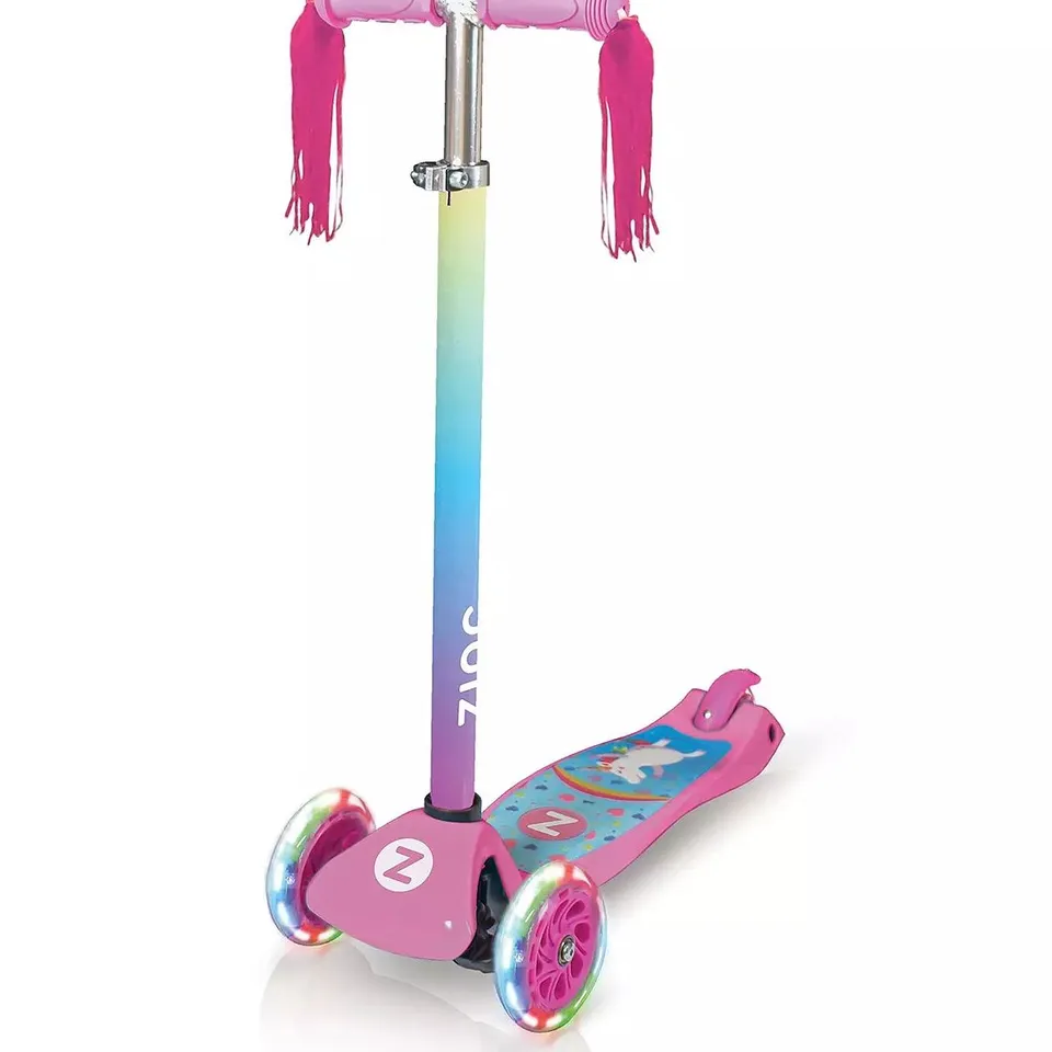 BOXED ZINC THREE WHEELED LIGHT UP SCOOTER (UNICORN) RRP £39.99