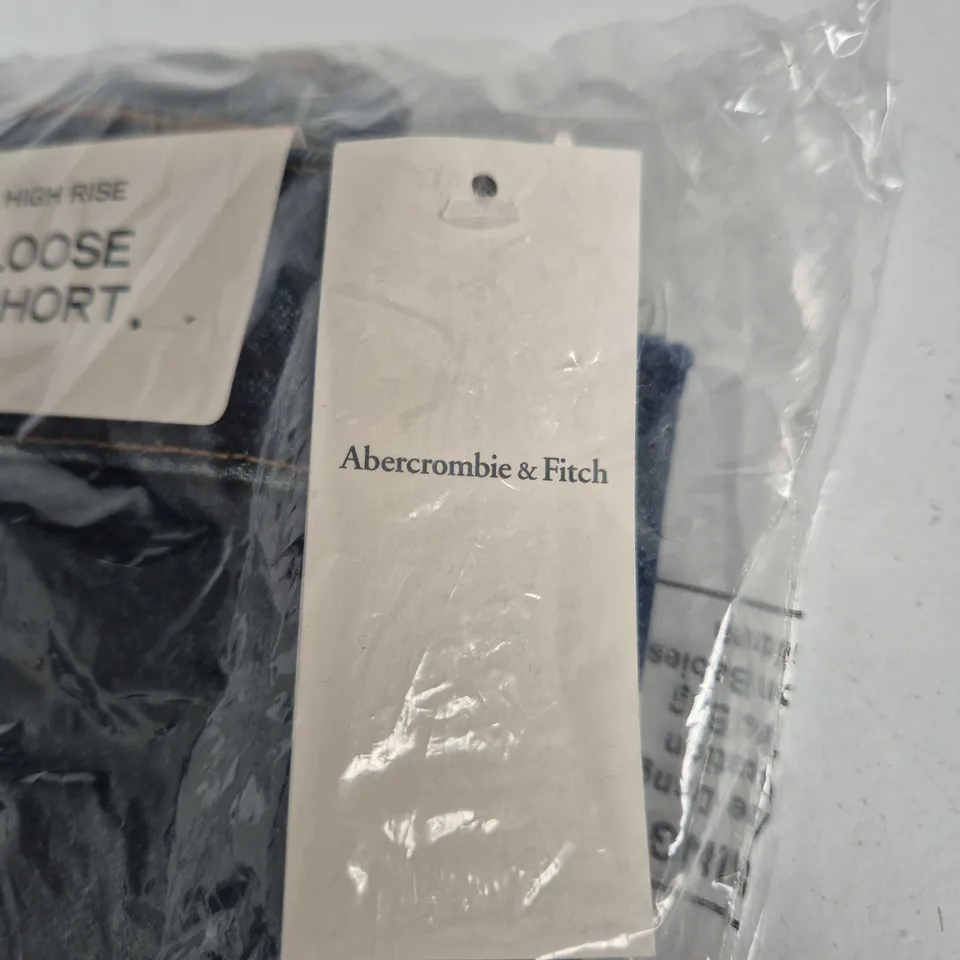 ABERCROMBIE & FITCH HIGH RISE LOOSE SHORT - UK 10 (US 30)