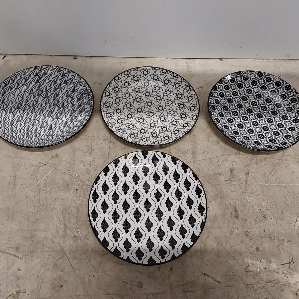 BOXED HARUKC 21.5CM PORCELAIN CHINA SALAD/DESSERT PLATES - SET OF 4 (1 BOX)