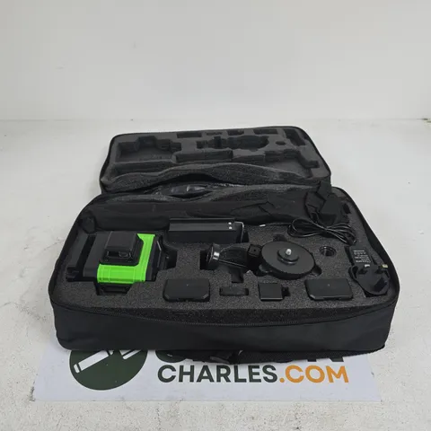 LASER LEVEL METER 3D-4D MAX LIGHT IN BLACK CASE WITH MANUAL