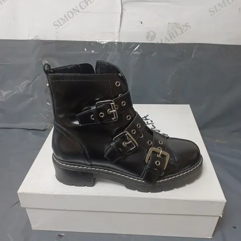 BOXED PAIR OF WHITBY BLACK LEATHER BOOTS SIZE 36