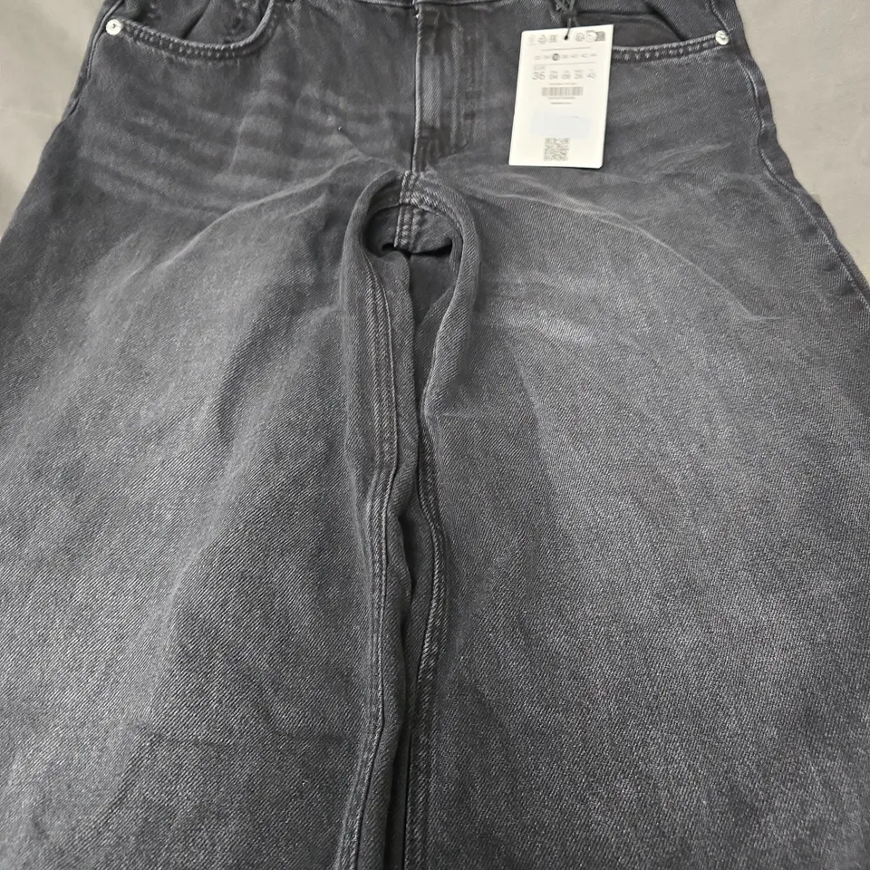 BERSHKA JEANS IN BLACK SIZE EU 36