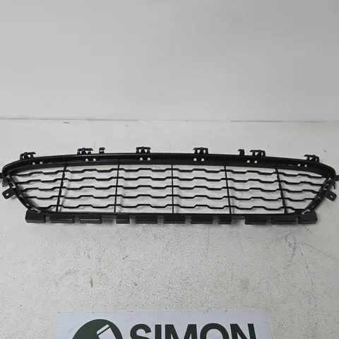 BMW 1 SERIES F20 F21 LCI M SPORT FRONT LOWER CENTRE GRILL 2015-2018