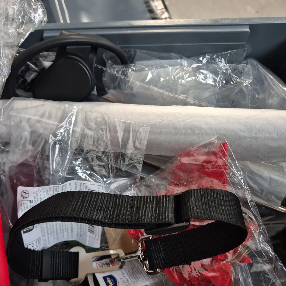 APPROXIMATELY 10 ASSORTED HOUSEHOLD ITEMS TO INCLUDE CISIVIS CUTTING WHEEL, WIRELESS USB ADAPTER, ETC