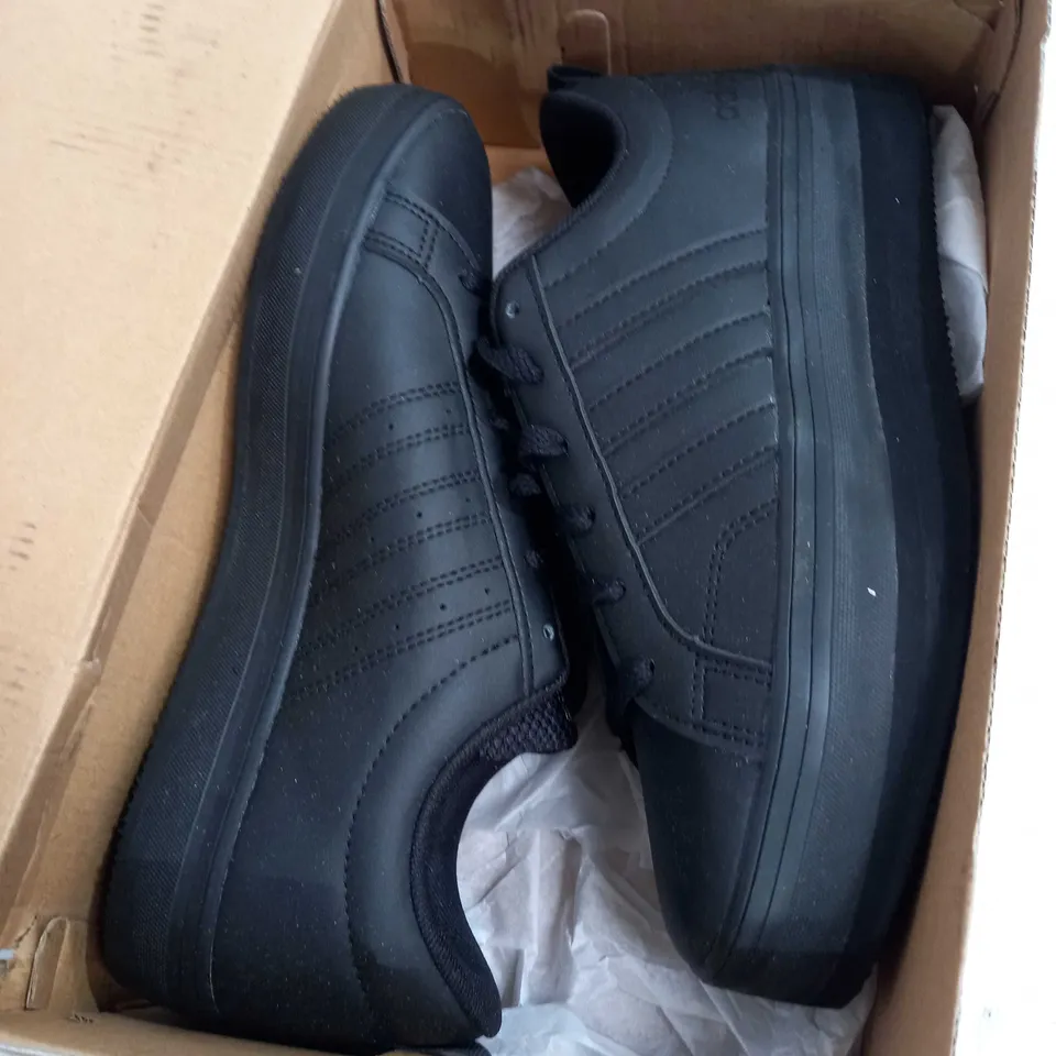 BOXED ADIDAS SPORTSWEAR VS PACE 2.0 SNEAKERS, BLACK - SIZE 6.5