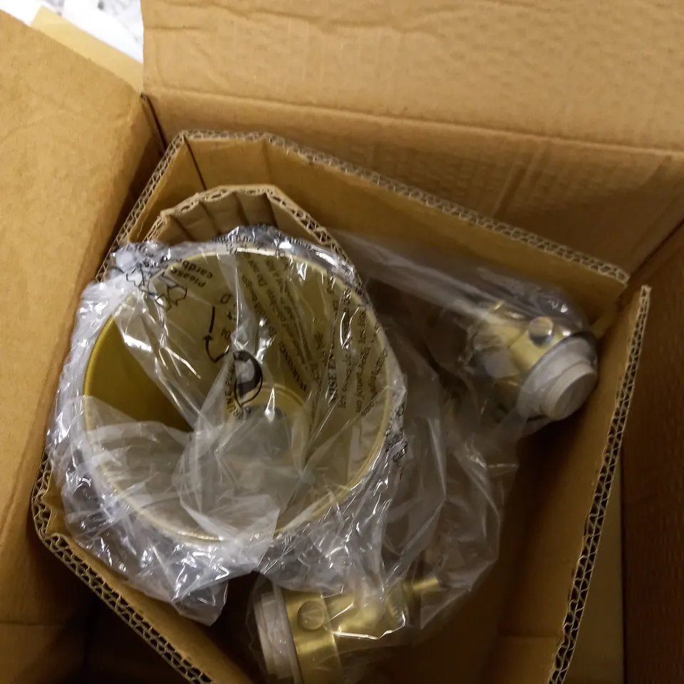 LAURA ASHLEY RUFUS 3 PLATE SPOTLIGHT 