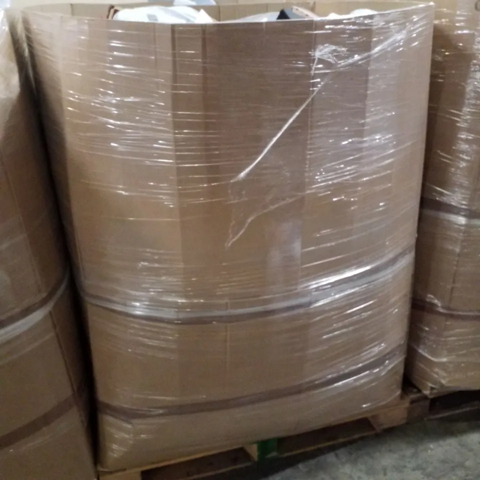 PALLET CONTAINING ASSORTED CUSHIONING & PILLOWS