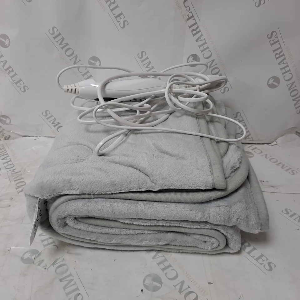 BOXED COZEE HOME VELVETSOFT HEATED THROW IN DARK TAUPE