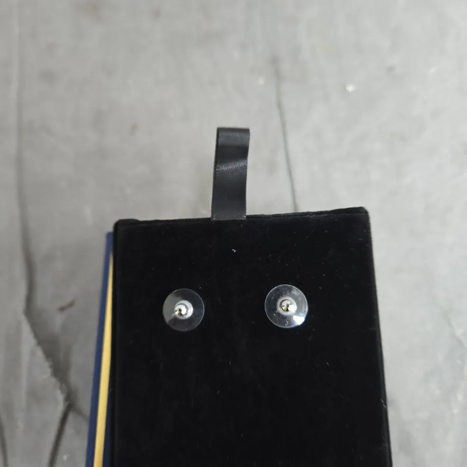 BUTLER & WILSON SILVER STAR STUD EARRINGS