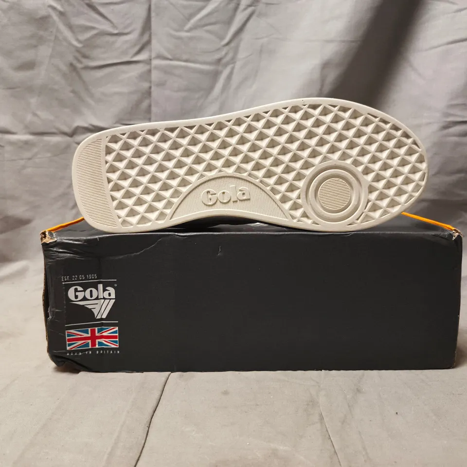 BOXED PAIR OF GOLA SHOES IN WHITE SIZE UK 5