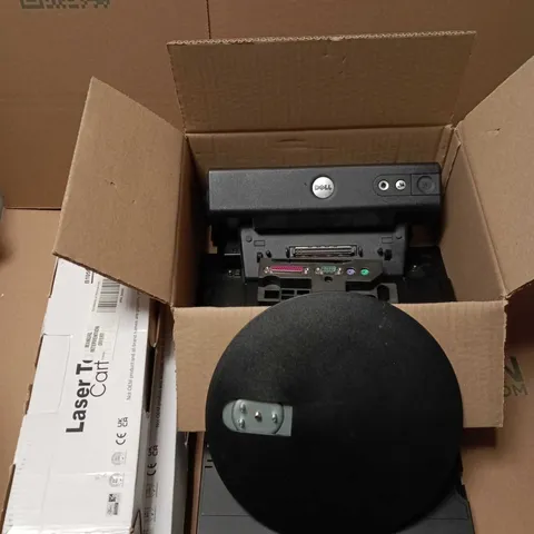 APPROXIMATELY 6 ASSORTED HOUSEHOLD PRODUCTS TO INCLUDE TONER CARTRIDGE, THINK PAD ULTRA BASE, REMOSKA PAN ETC 