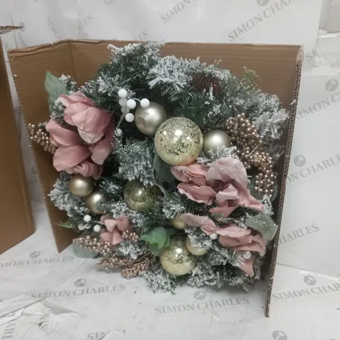 FROSTED ROSE PRE-LIT FESTIVE WREATH