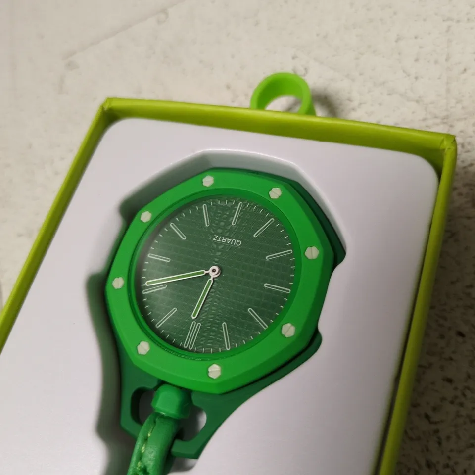 REGALPOP TRENDY FASHION WATCH – GREEN