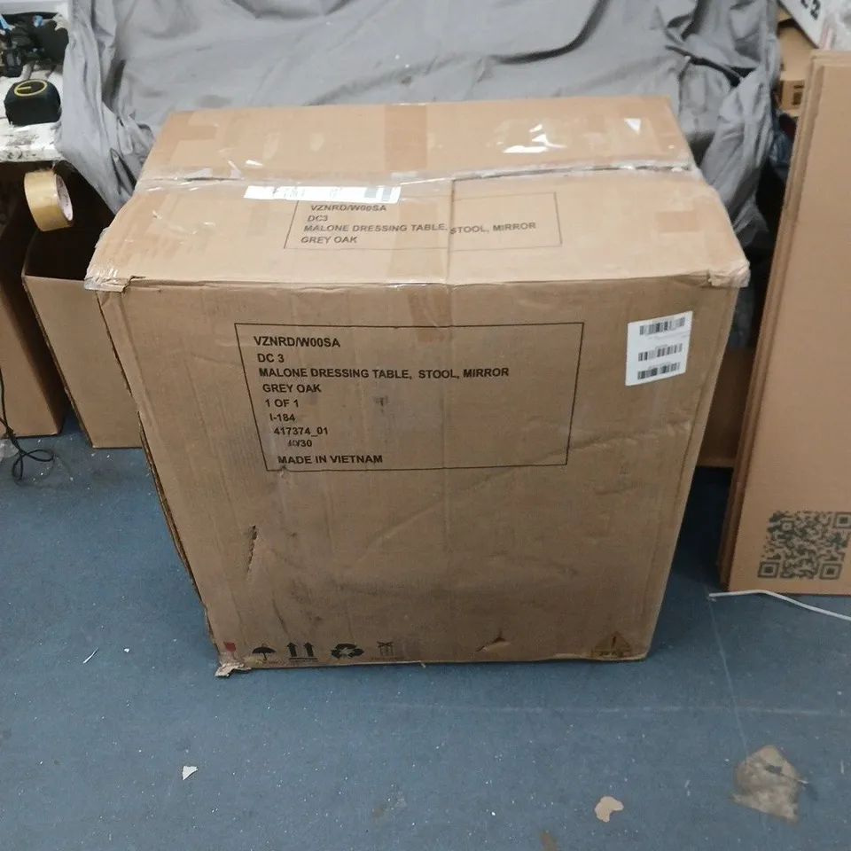 MALONE DRESSING TABLE, STOOL AND MIRROR SET - COLLECTION ONLY