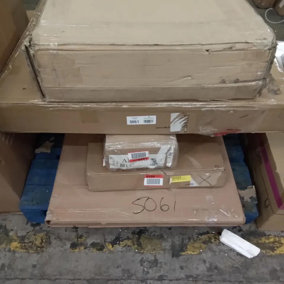 PALLET OF ASSORTED BOXED FURNITURE PARTS INCLUDING BED