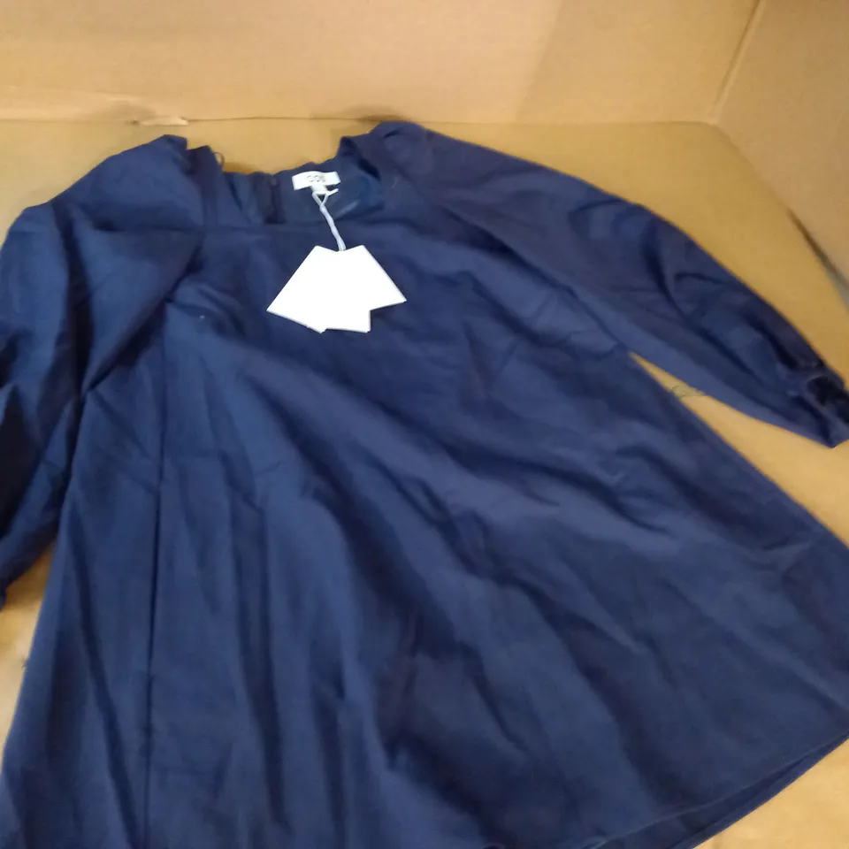 COS SQUARE NECK NAVY TOP - EUR 32