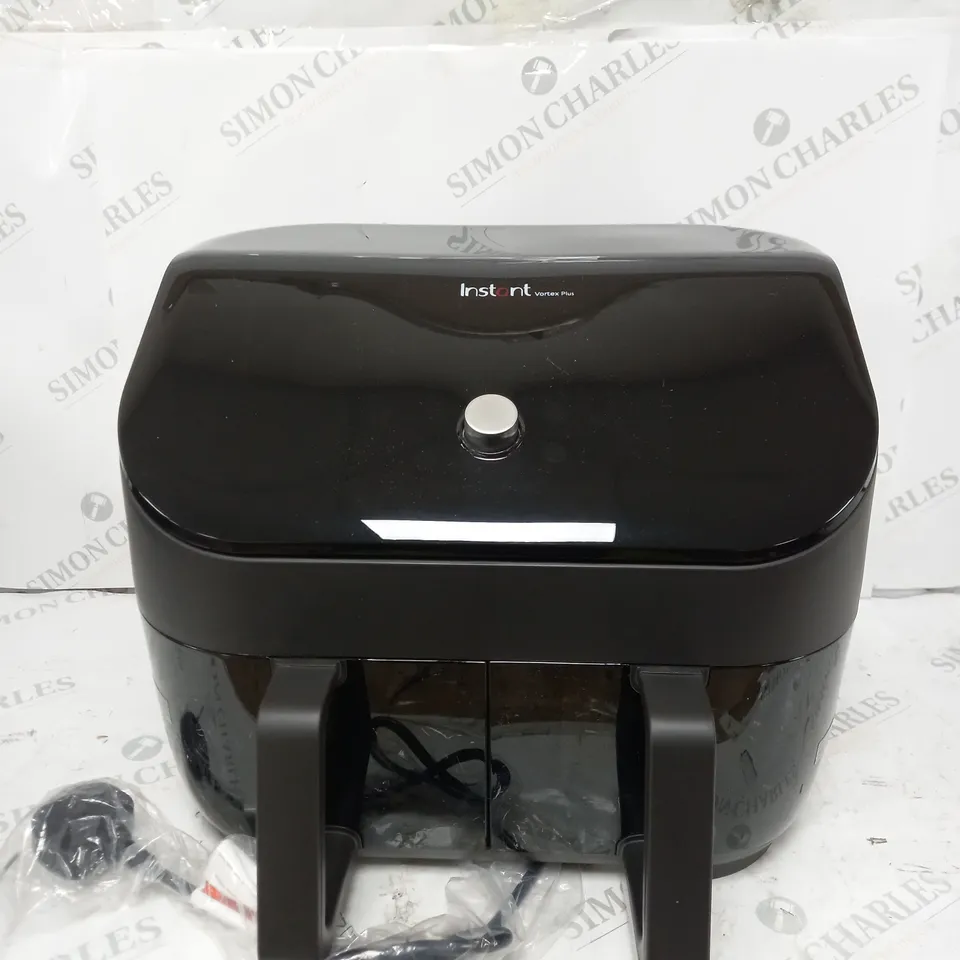 BOXED INSTANT VORTEX 8 IN 1 DUAL AIR FRYER 7.6
