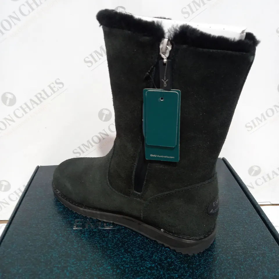 BOXED EMU AUSTRAILIA ELECTRA BOOTS, BLACK - SIZE 4