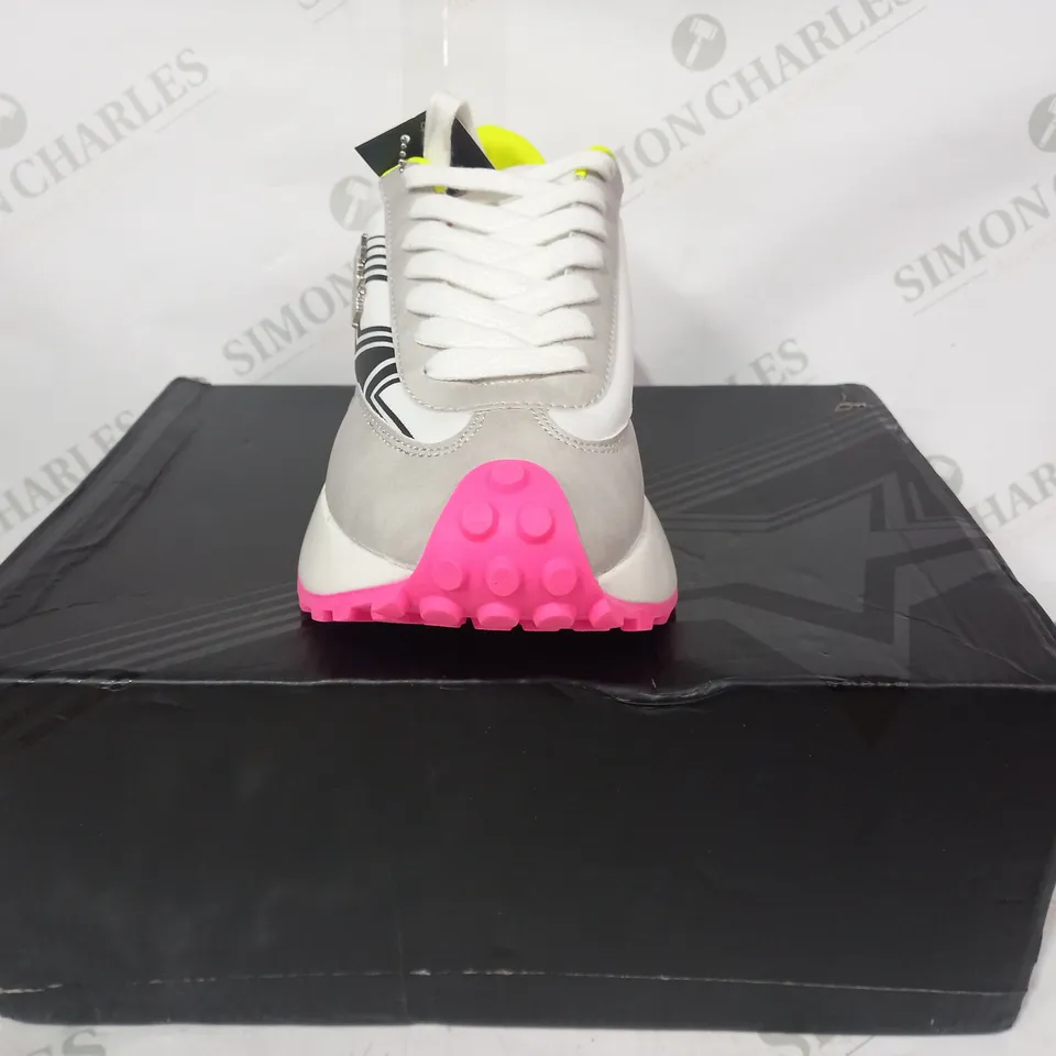 BOXED PAIR OF D.FRANKLIN TRAINERS IN GREY/WHITE/PINK/LIME EU SIZE 37