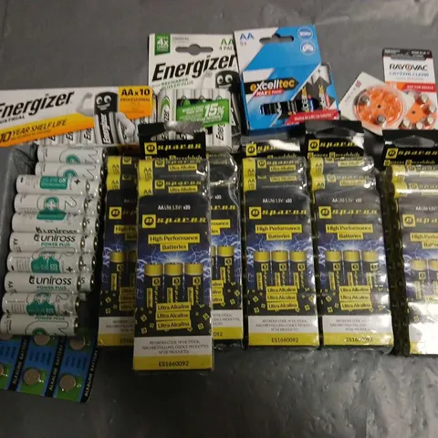 LOT OF ASSORTED BATTERIES TO INCLUDE ENERGIZER, E-SPARES AND UNIROSS