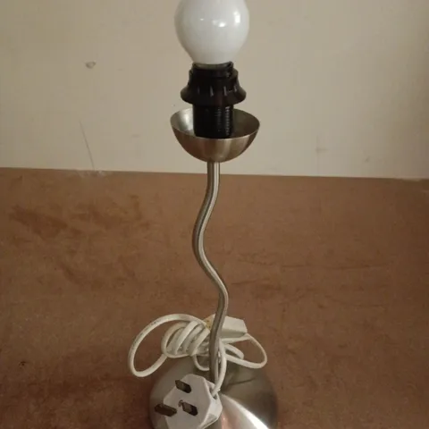 LLOYTON L676 CONTEMPORARY CHROME TABLE LAMP