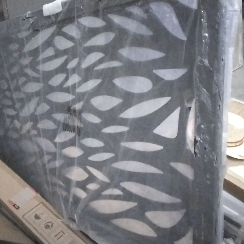 BOXED BLACK DIVIDER PANEL 