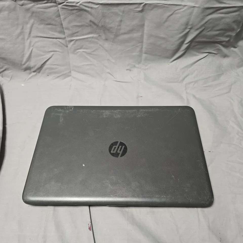 HP LAPTOP - MODEL UNSPECIFIED 