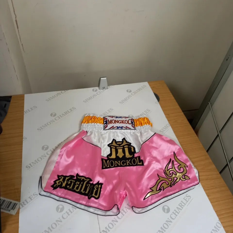 MONGKOL MMA SHORTS SIZE MEDIUM