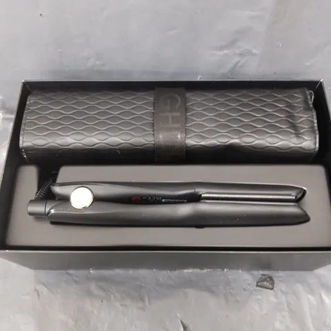 BOXED GHD MAX GIFT SET - WIDE PLATE HAIR STRAIGHTENER