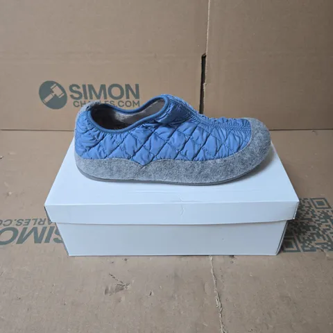 LOTUS ALONDRA ULH112 BLUE SLIPPERS SIZE 39 BOXED
