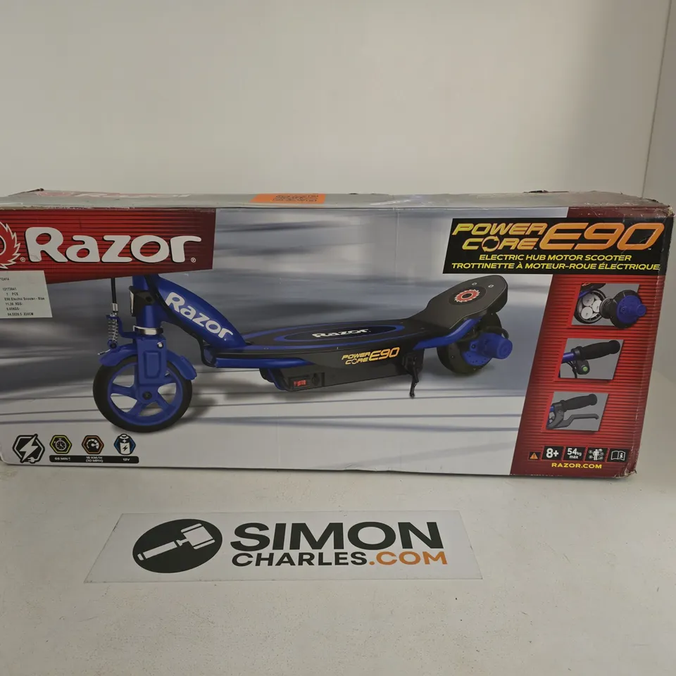 RAZOR POWERCORE E90 ELECTRIC SCOOTER – COLLECTION ONLY