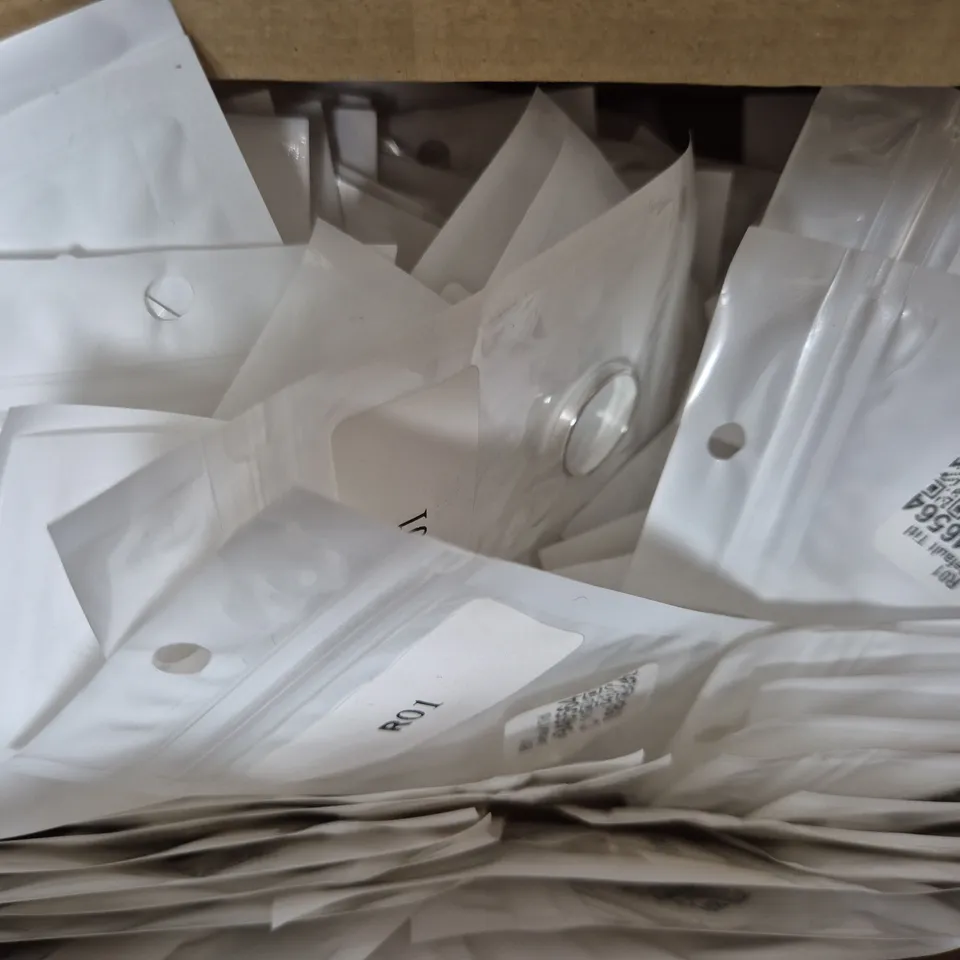 BOX OF APPROXIMATELY 100 YOSITHA RINGS