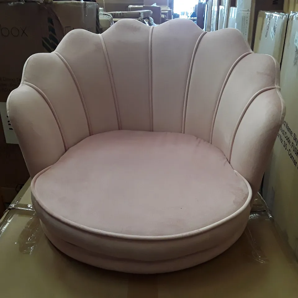 BOXED PINK VELVET LEISURE CHAIR