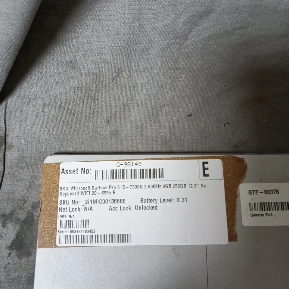 MICROSOFT SURFACE PRO 5 TABLET – I5-7300U, 8GB RAM, 256GB SSD, 12.3IN DISPLAY – SILVER